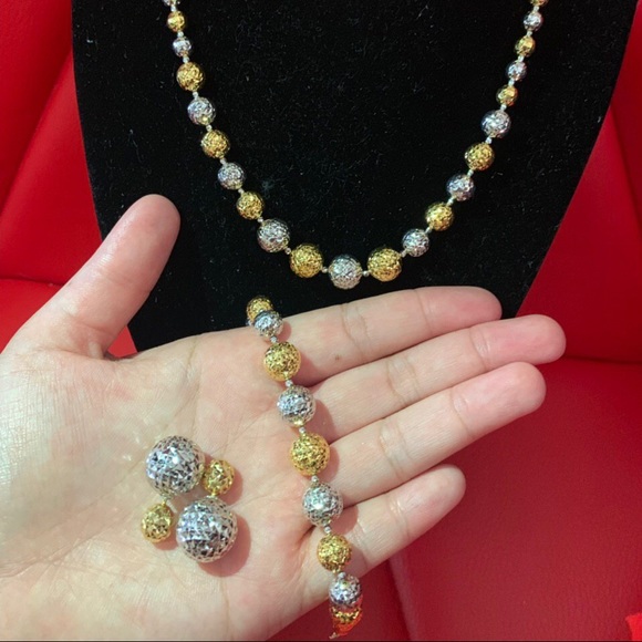 💝Authentic 18K Two Tone Gold Set 🌺💕 - Picture 1 of 6